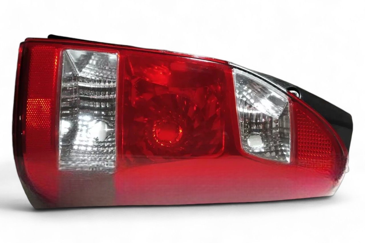 Lumax Rear Tail Lamp - RH AV664593