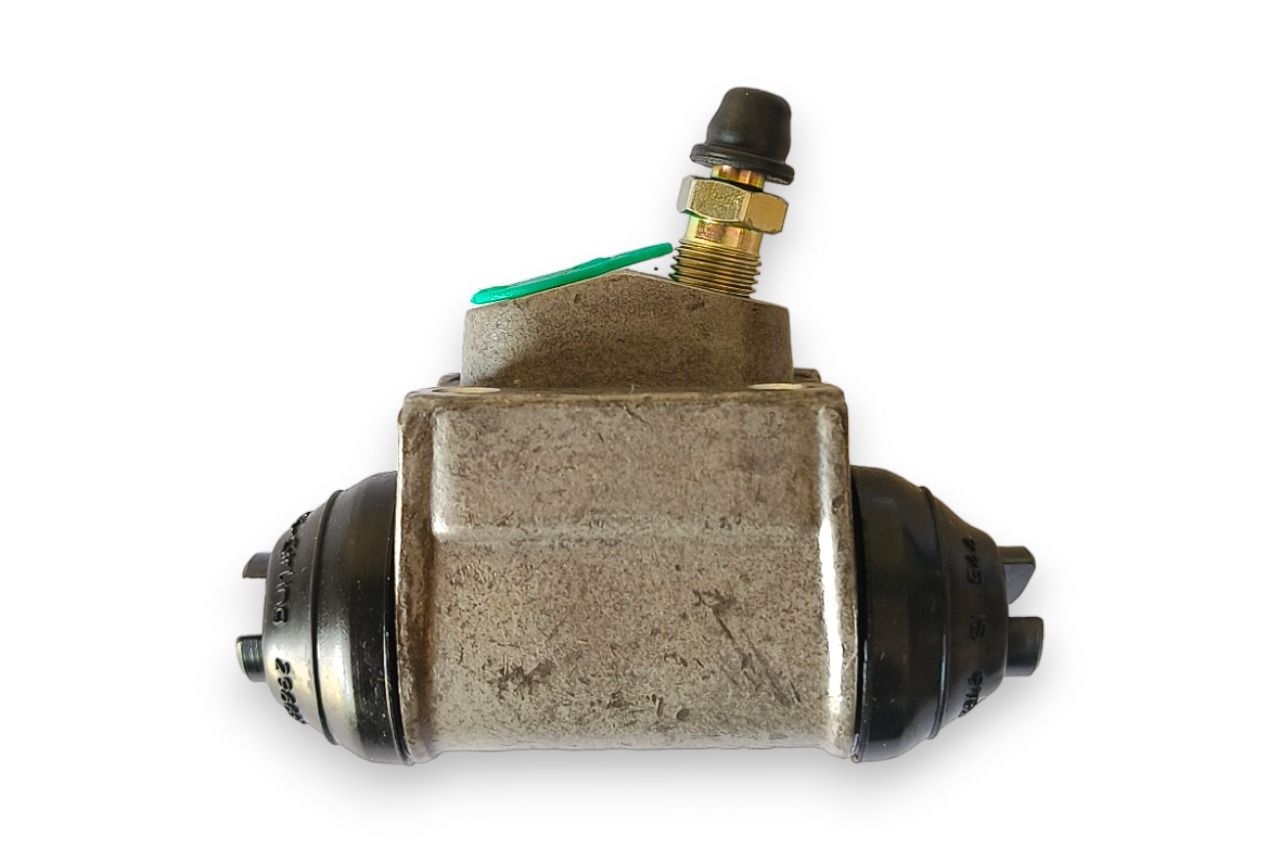 TVS Girling Rear Wheel Brake Cylinder - RH AV669033