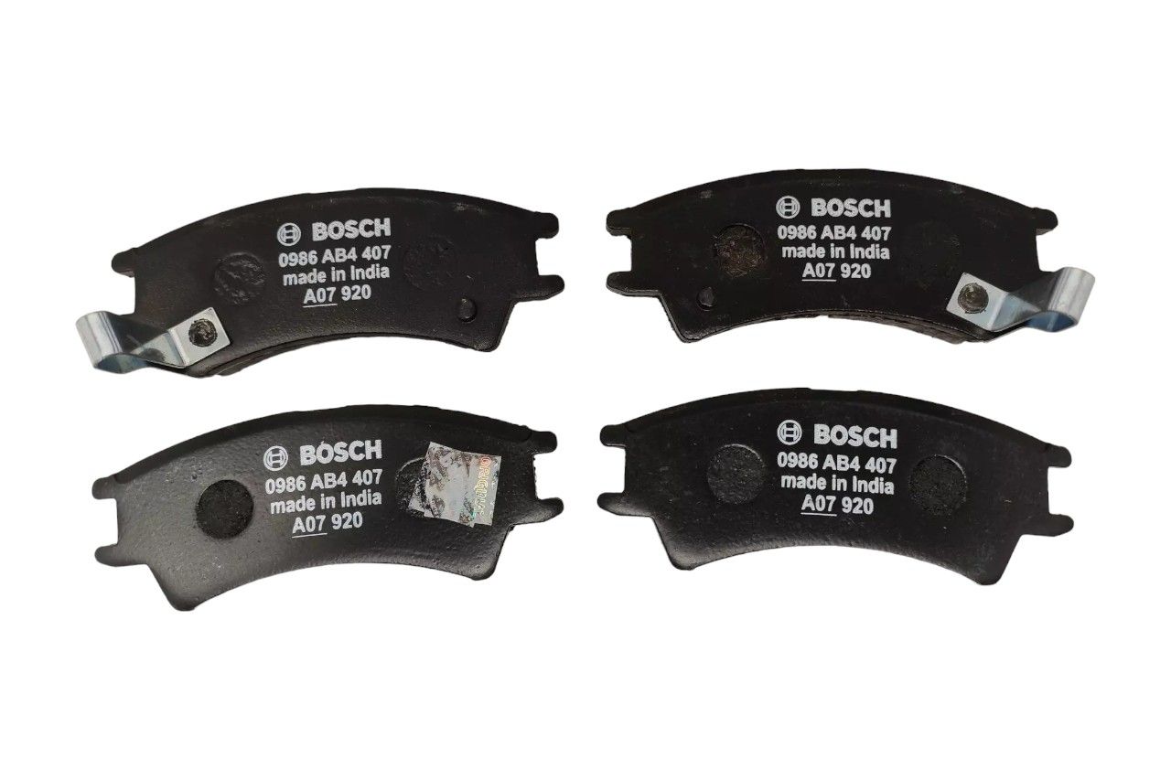 Bosch Front Brake Pad Set AV411658
