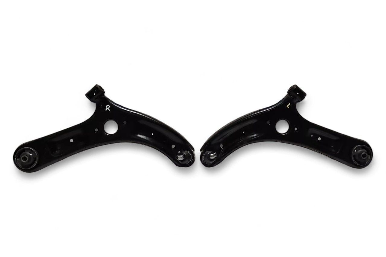 Autokoi Lower Arm Set AV329293