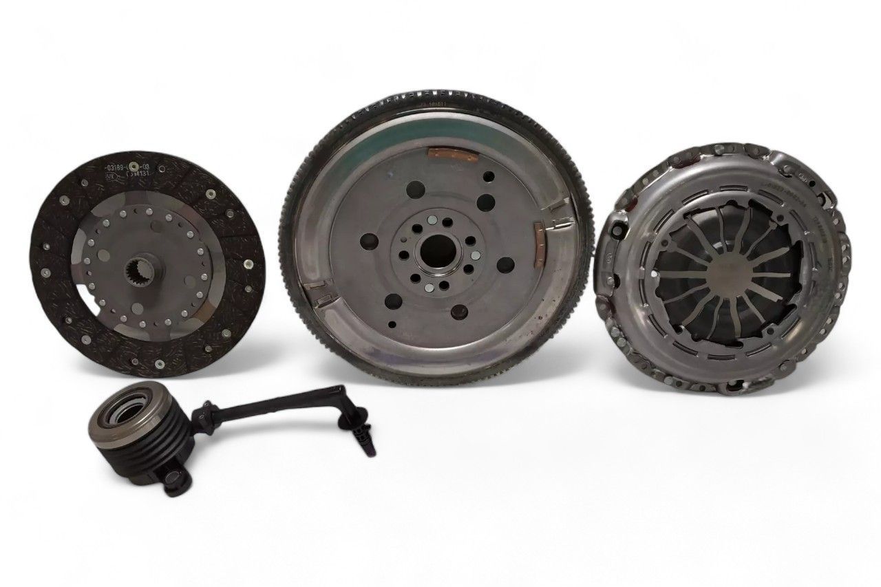 Luk Clutch Kit (Disc+Pressure Plate+Bearing+Flywheel) AV591384