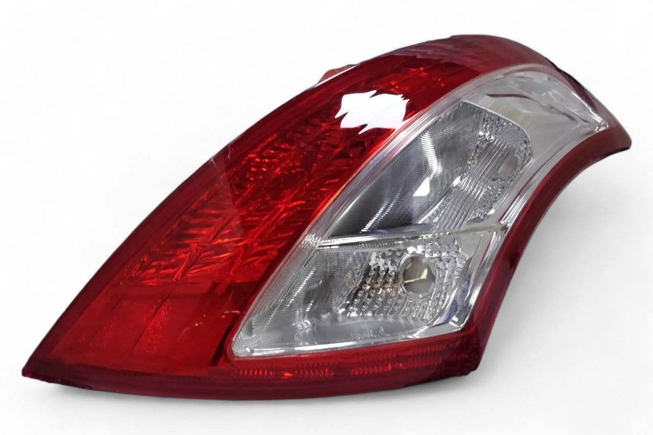 Lumax Rear Tail Lamp - RH AV974615