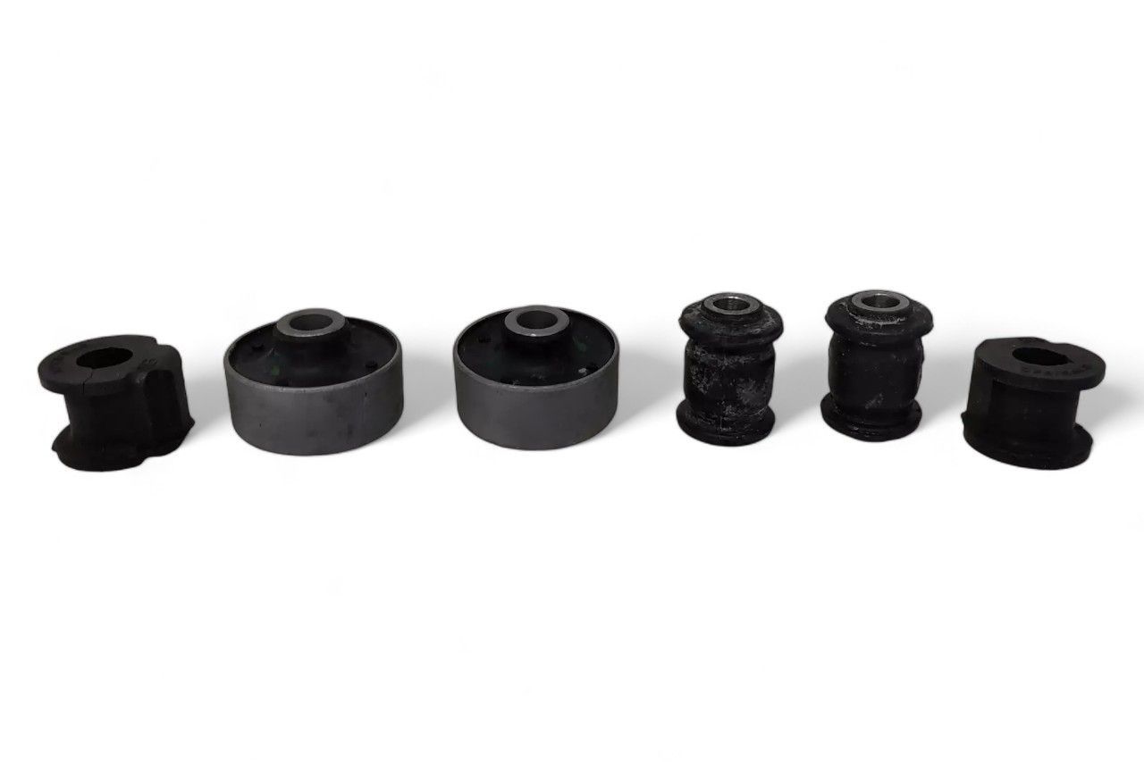 Autokoi Front Suspension Bush Kit AV864803