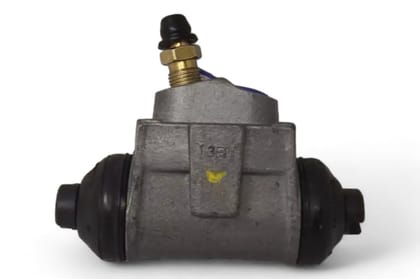 TVS Girling Rear Wheel Brake Cylinder - RH AV970237