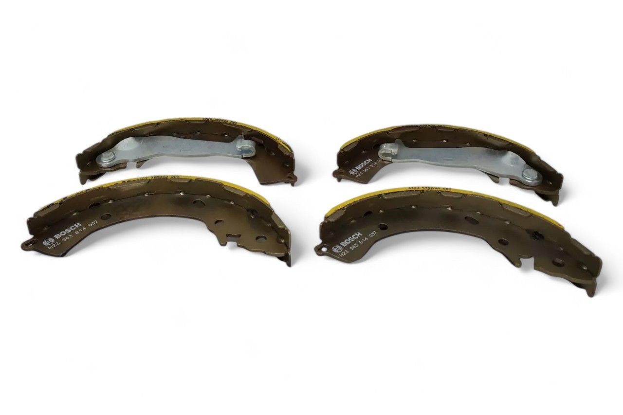 Bosch Rear Brake Shoe Set AV264385