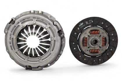 Valeo Clutch Set (Disc+Pressure Plate) AV122817