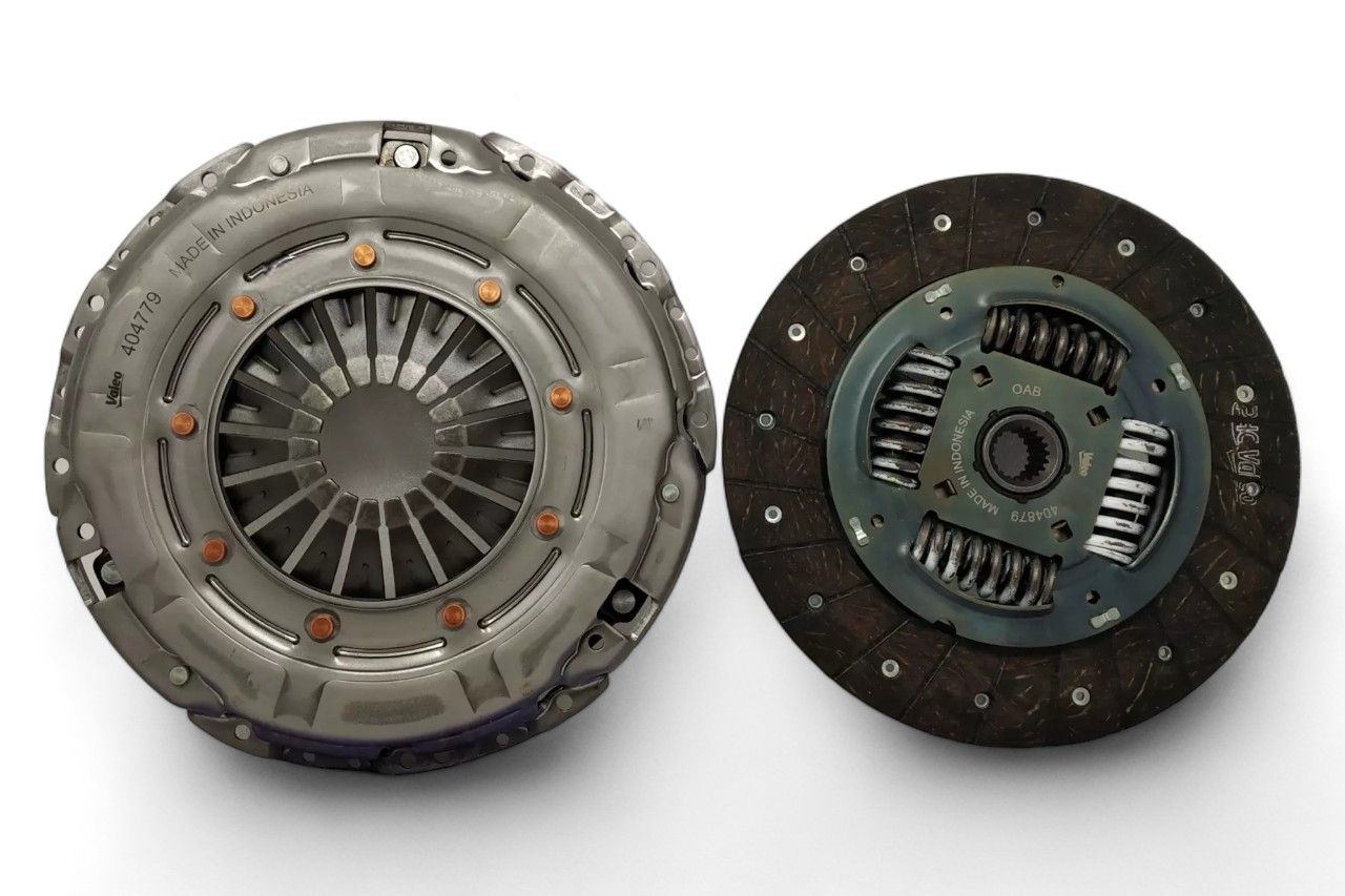 Valeo Clutch Set (Disc+Pressure Plate) AV836678